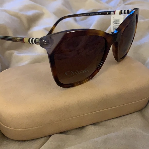 NWT Burberry sunglasses